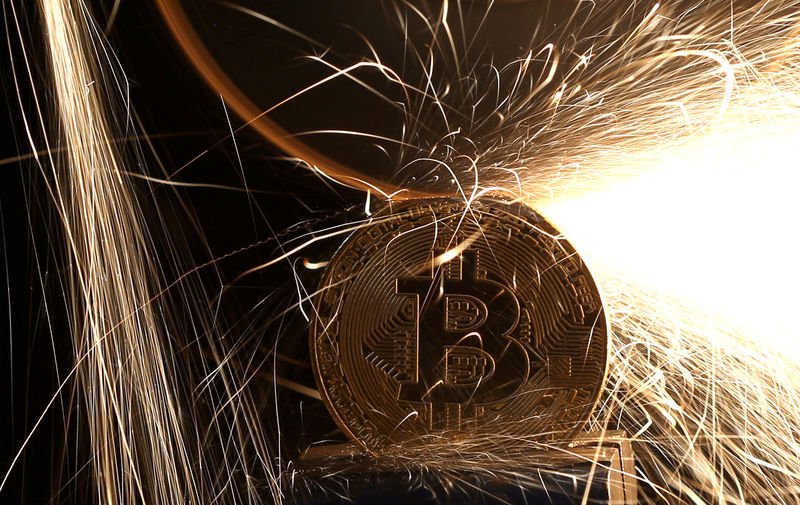 Michael Saylor Makes Bitcoin Statement as BTC Reclaims $62,000 Briefly By U.Today