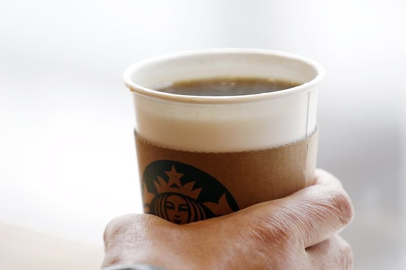 Starbucks earnings missed by $0.23, revenue fell short of estimates By Investing.com