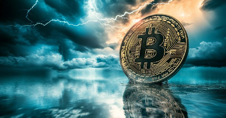 Le bitcoin dégringole en dessous de 82 000 $ alors que les marchés mondiaux se débattent avec le «jour de libération» imminent