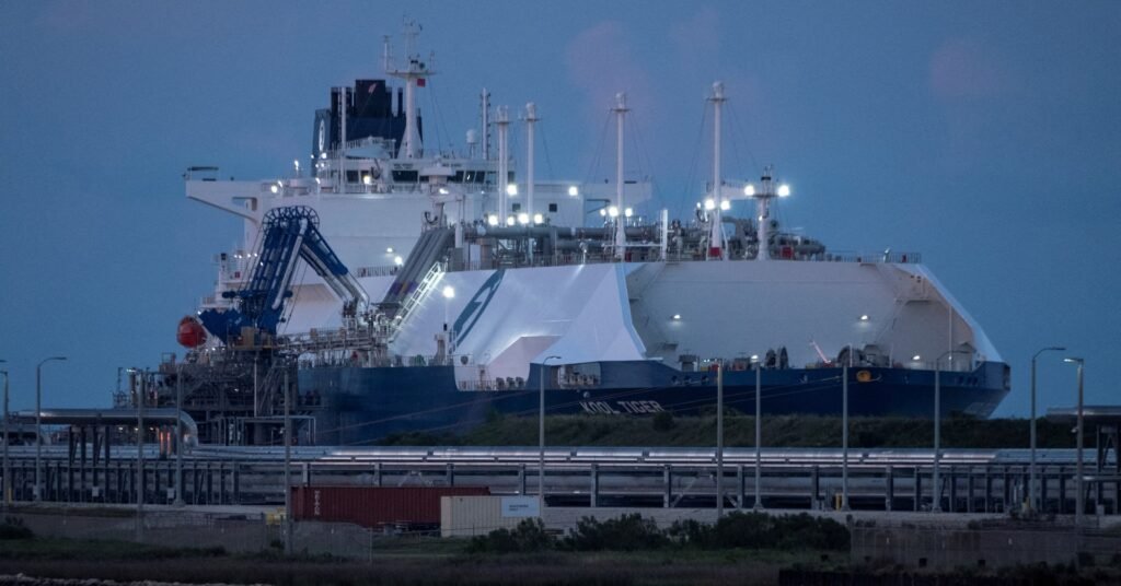 Key US natural gas trends to track as LNG exports hit new highs