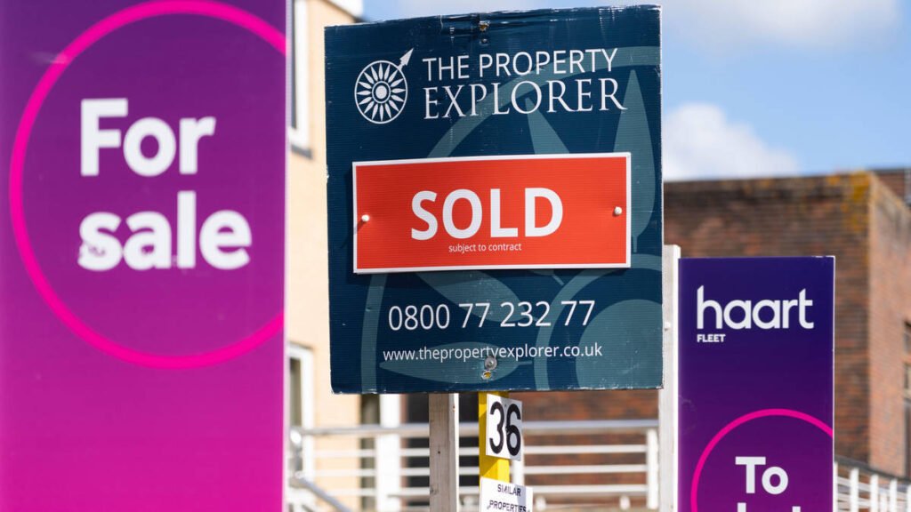 Average UK house price increases by 0.5% in September