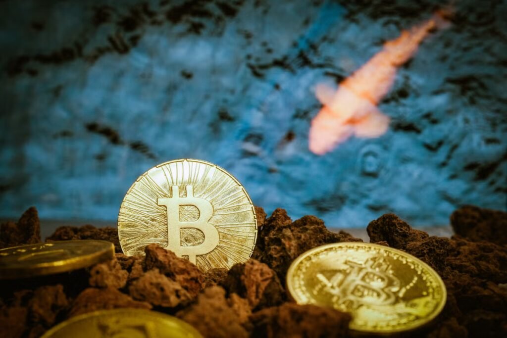 Bitcoin extends rebound as dollar heads for ninth straight decline