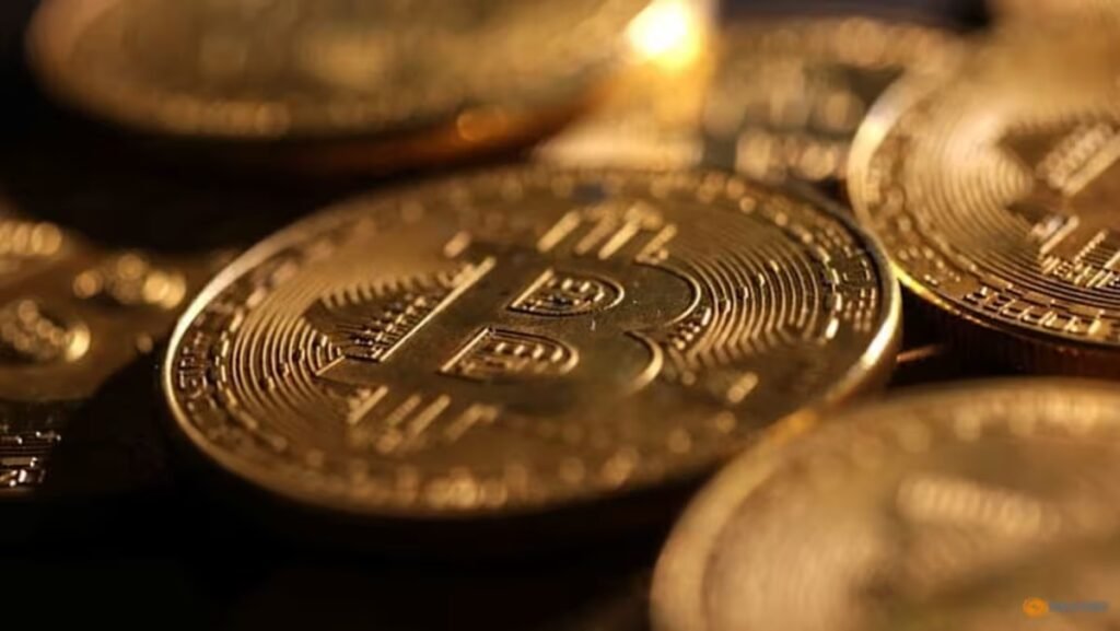 Bitcoin drops 5% below US$90,000; bearish factors rack up