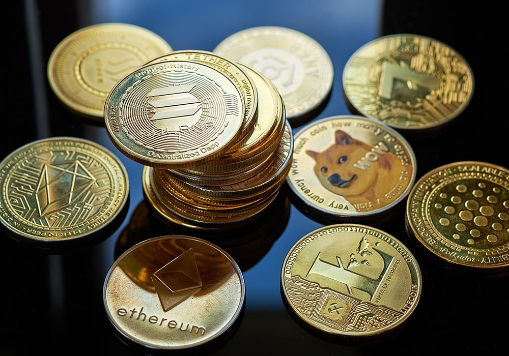 Altcoin Season Index Is Rising While Bitcoin Remains Under Pressure: Here is Why