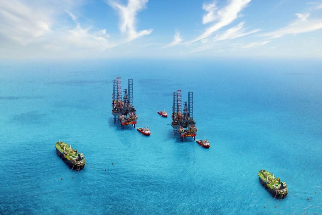 Top Commodities for Portfolio Diversification: Oil, Gold, & Metals