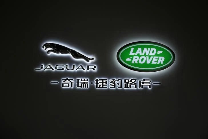 JLR targets double-digit revenue growth over medium term By Investing.com