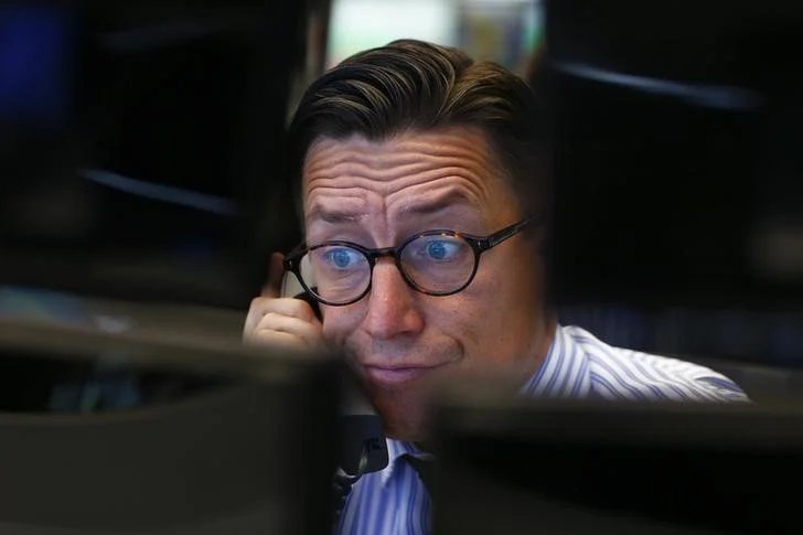 Bank of England survey shows UK inflation expectations rise By Investing.com