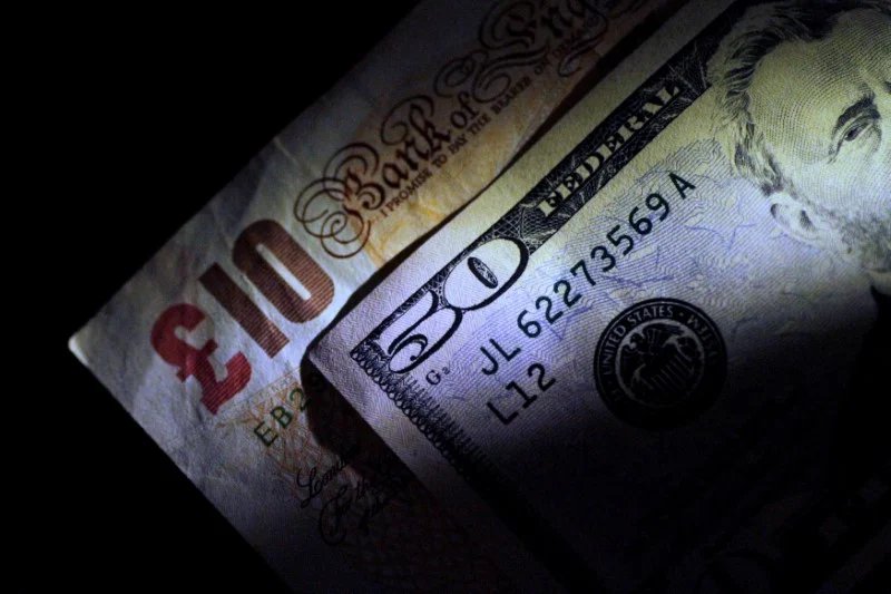 Sterling today: Pound treads water as dollar shrugs off soft jobs data By Investing.com