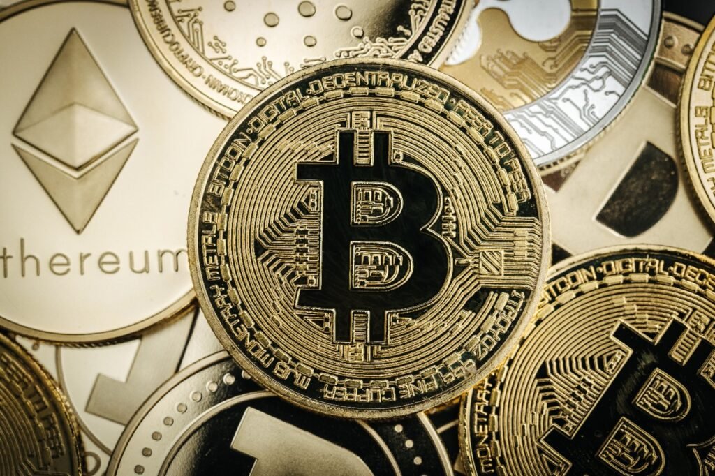 Why Is Bitcoin Rising? Hormuz & CLARITY Act | IG