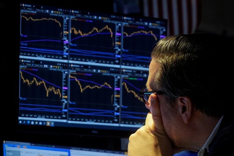 Jenoptik shares jump as much as 8.5% on higher 2026 outlook, chip demand By Investing.com