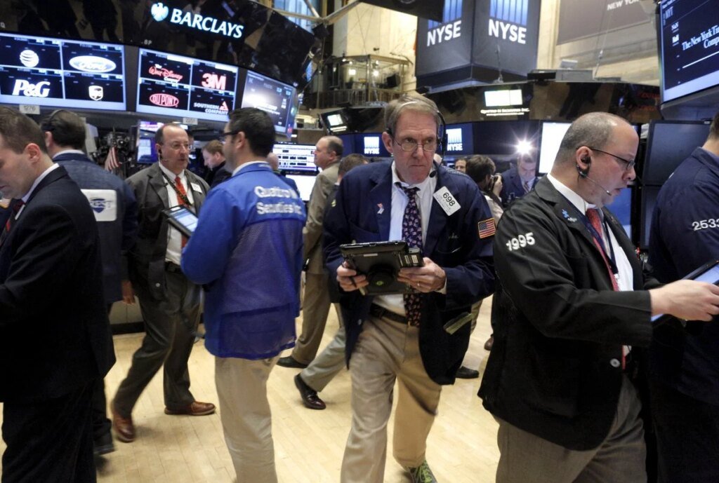 Stephens cuts JBS stock price target on earnings mix By Investing.com