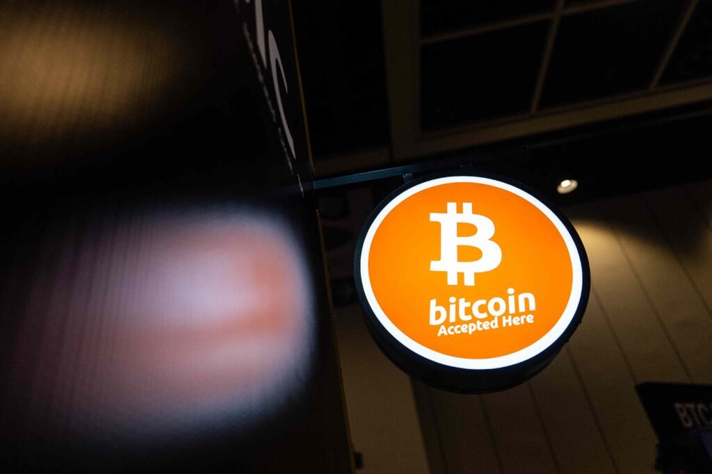 Bitcoin, Crypto Stocks Slip Ahead of Clarity Act Vote