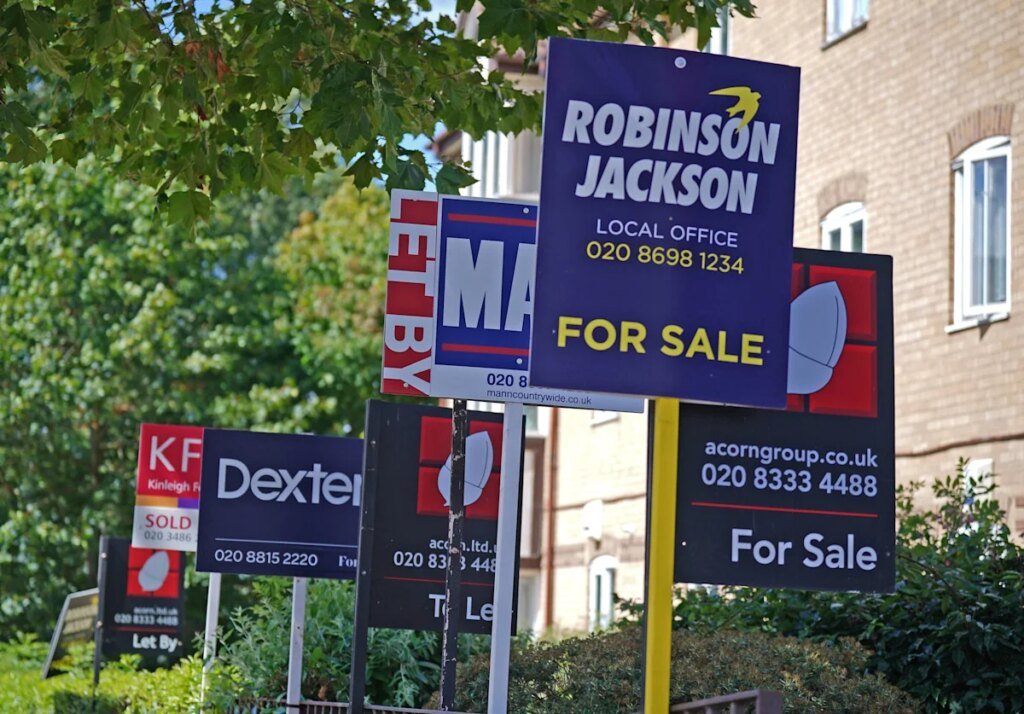 ‘Gathering dark clouds’ for UK property market with prices stagnant